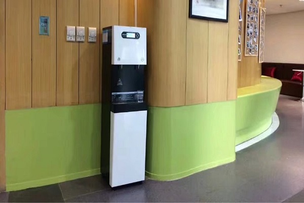 幼兒園直飲水檢測要求有哪些？學(xué)校直飲水檢測怎么做？